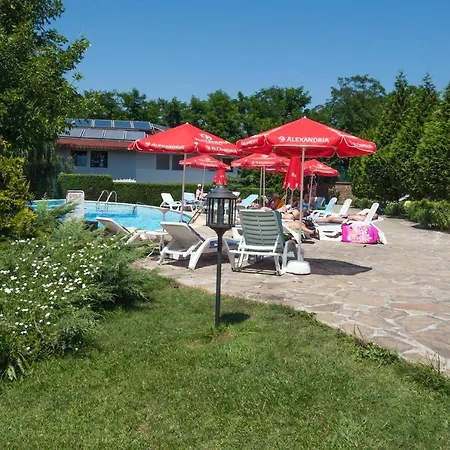Merlin Club Hotel-2