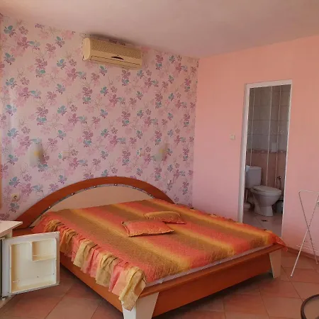 Venis House-3