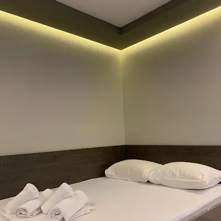 Park And Pool Rooms-2
