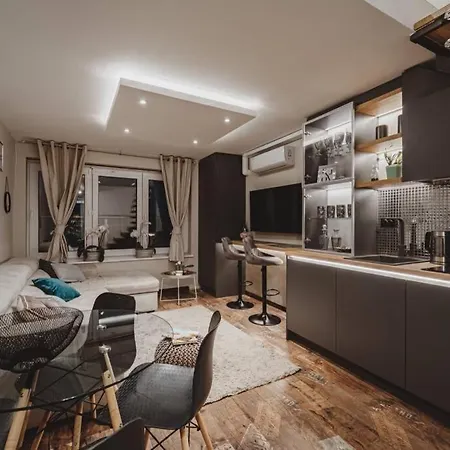 Sunset Apartment-2
