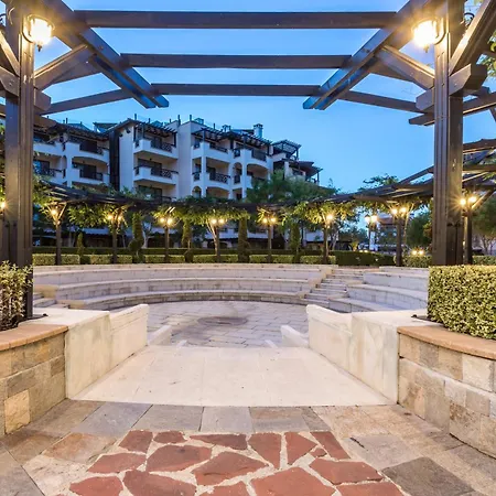 Oasis Beach Club-3