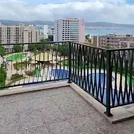 Royal Beach Apartment-2