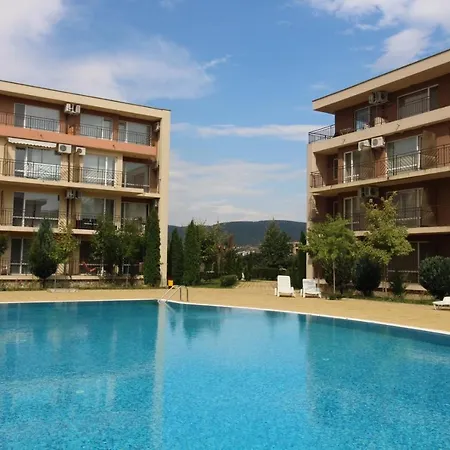 Holiday-Orchid Menada Apartments-3
