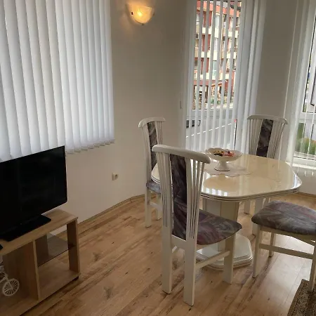 Private Apartment Adi-3