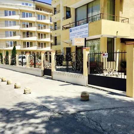 Stylish 1-Bed Apartment In Sunny Beach-2