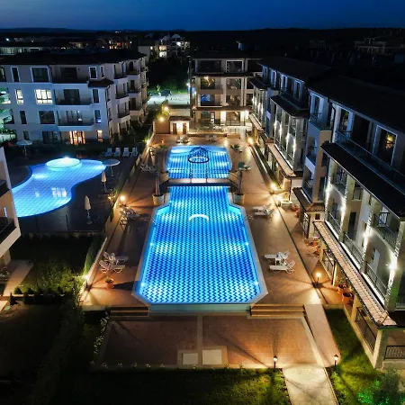 Burgas Beach Resort 2 Apartments-3