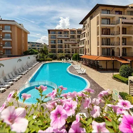 Aparthotel Rose Village Sunny Beach, Sloneczny Brzeg-2