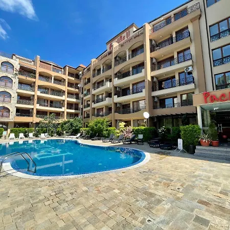 Pacific 2 Sunny Beach Apartment-3
