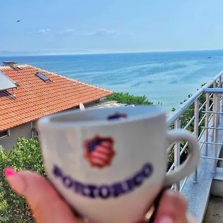 Поморие Апартамент До Плажа-2