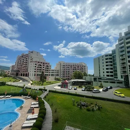 Apartment Sunny Beach Plaza 100 M Sea-2