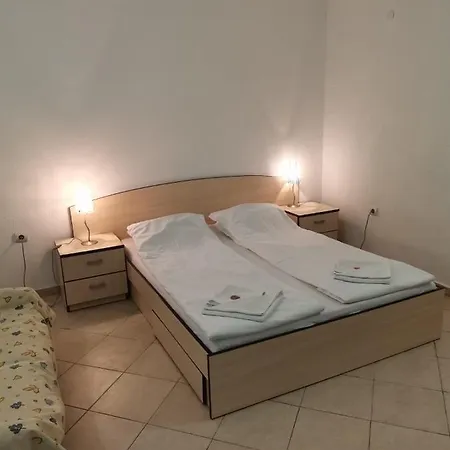Cozy Room Lozenets-2