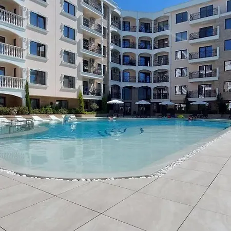 Valencia Gardens Apartment & Studio, Nesebar-2
