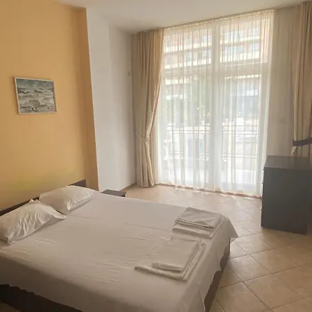 Holiday Apartments Grand Kamelia-3