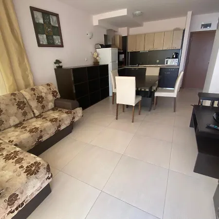 Holiday Apartments Grand Kamelia-2