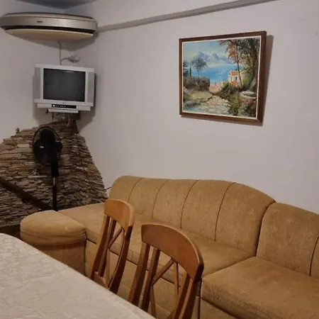 Villa Diamanti Rooms-3