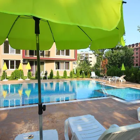 Menada Vip Park Apartments-3