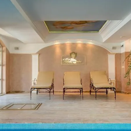 Izida Palace Apartment A30-3