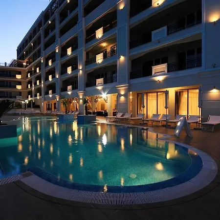 Private Apartments By The Sea With A Large Terrace In Apart Hotel!-3
