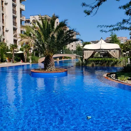 Destination Bulgaria 2000 Cascadas Private Summer Family Apartments-2
