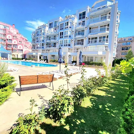 Apartments And Studios In Sunny Dream Family Complex In Sunny Beach-3
