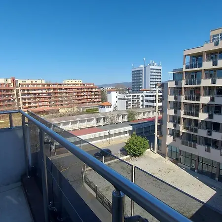 Admiral Plaza, Studios & Apartments-2