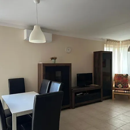 Pomorie Residence 2-Bedroom Apartment 300M To The Beach-2