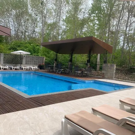Park And Pool Rooms-3
