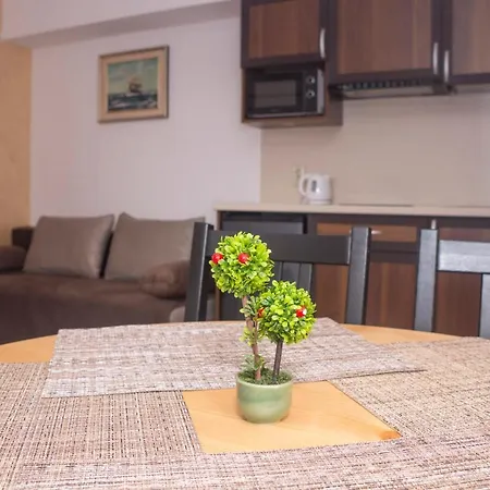 Chrystal Guest House-2