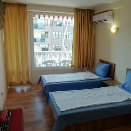Gues House Ceco-2