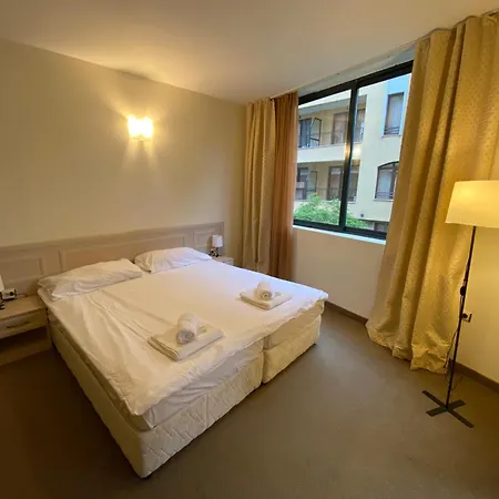 Aparthotel Avalon-2