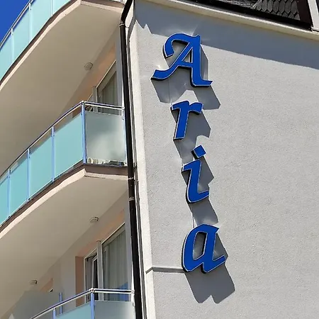 Aria-2