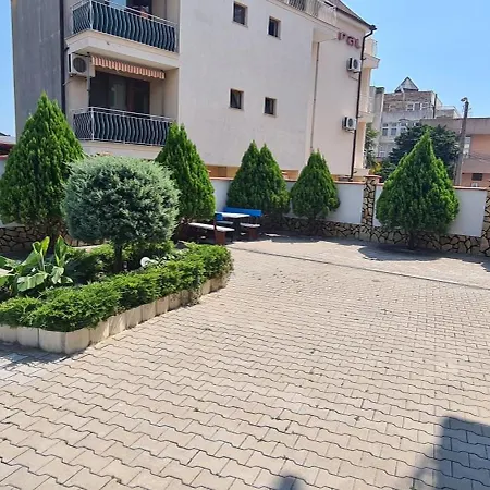 Sineva Guest House-2