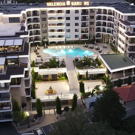Valencia Gardens Luxury Studios-3