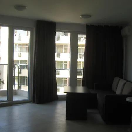 Admiral Plaza Apartments-3