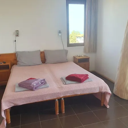 Guest House Karavida-2