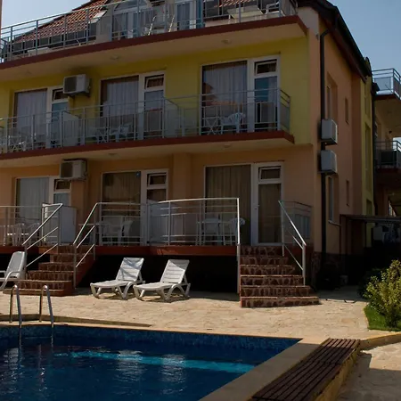 Barex Family Hotel-3