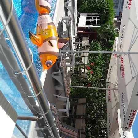 Family Hotel Eliri-2