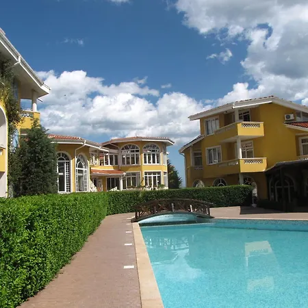 Blue Orange Beach Resort-2