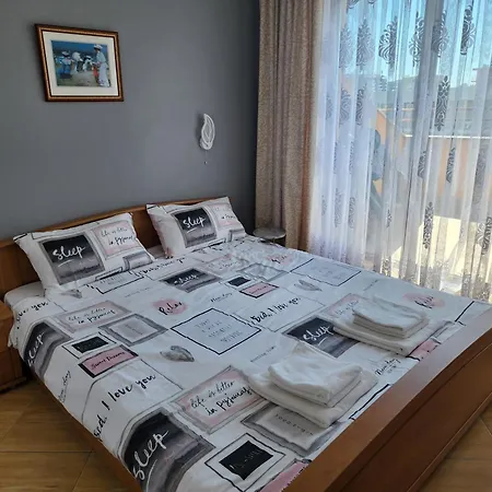 Golden Dreams Apartment-3