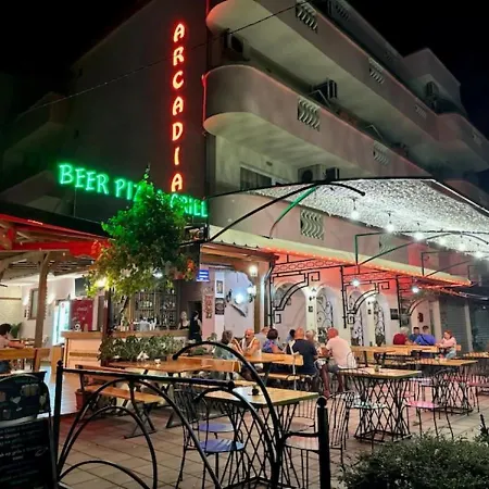 Arkadia Guest House-2