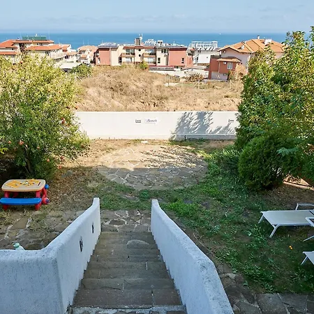 Guest House Dima-2