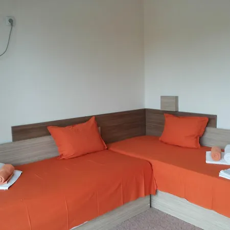 Family Hotel Golden Lion-2
