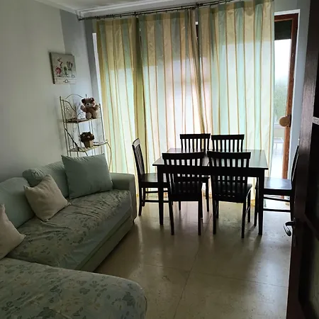 Family Hotel Lalov Egrek-2