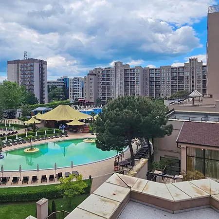 Royal Beach Apartments-2