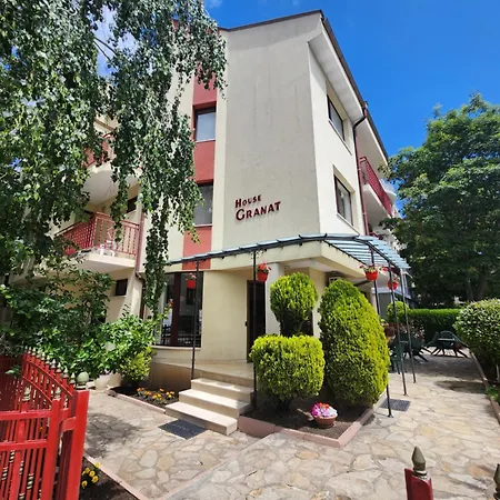 Guest House Granat-3