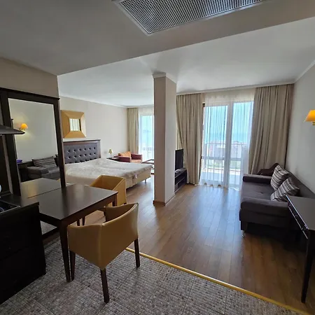 Royal Beach Private Apartments-2