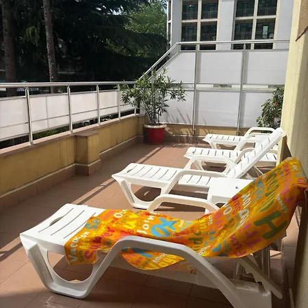 Hostel Malibu-2
