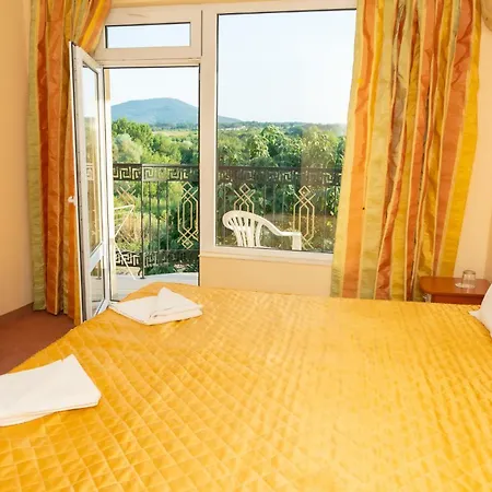 Family Hotel Mimosa-3
