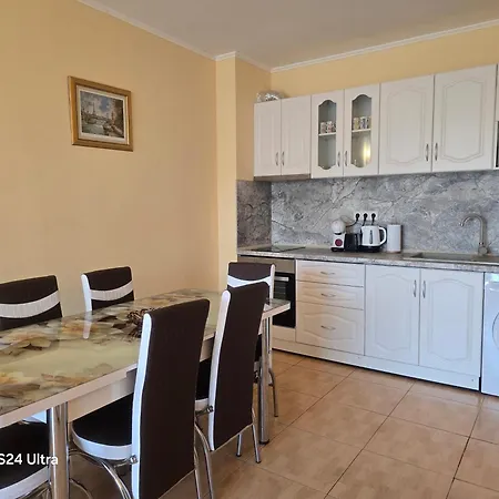 Apartment In Central Plaza-3
