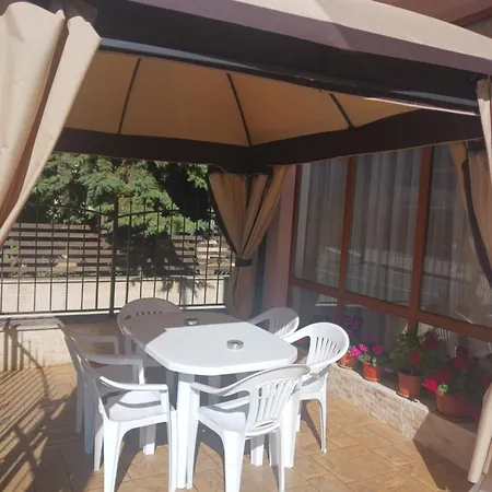 Guest House Vasilevi-2